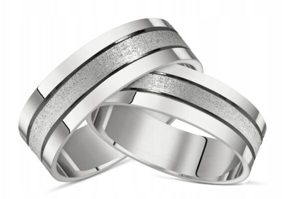 Obrączki srebrne z matowym środkiem