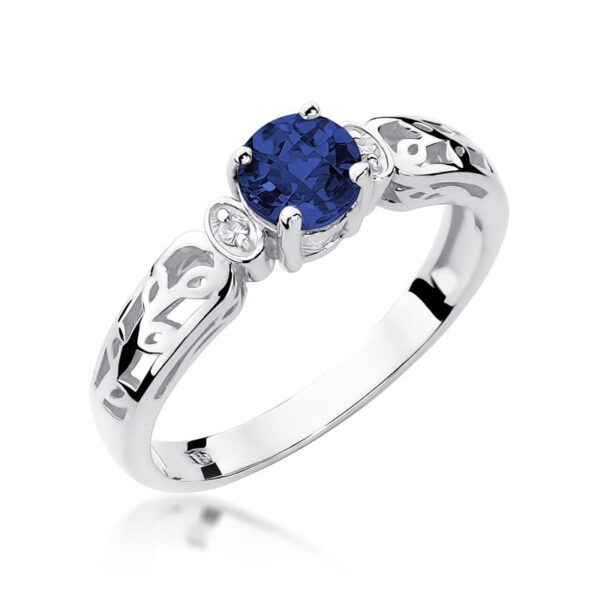 Pierścionek z szafirem 0.50 ct i diamentami w białym złocie 585