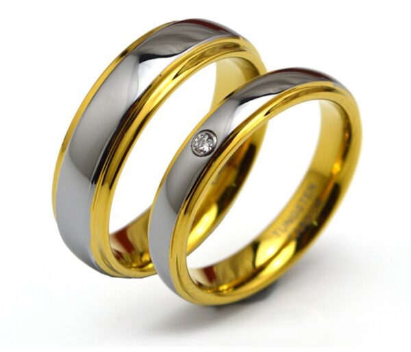 Obrączki wolframowe srebrne ze złotymi elementami