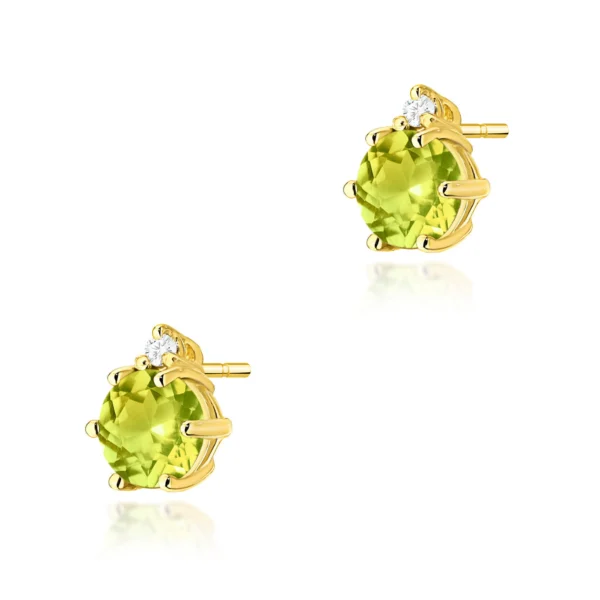 Kolczyki z oliwinami 2 × 0,60 ct i dwoma diamentami na sztyfcie – żółte złoto